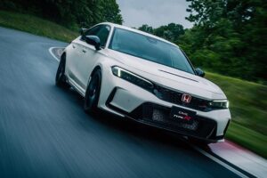 All New Honda Civic Type R Pecahkan Rekor Mobil FWD Tercepat di Sirkuit Nurburgring